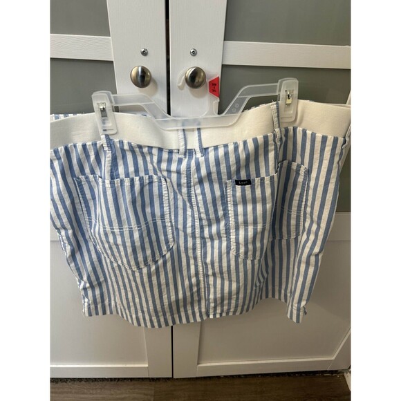 Lee Women's Mid Rise Skort Prep Blue White Stripe 22 Medium Button Stretch Comfy - Picture 6 of 9